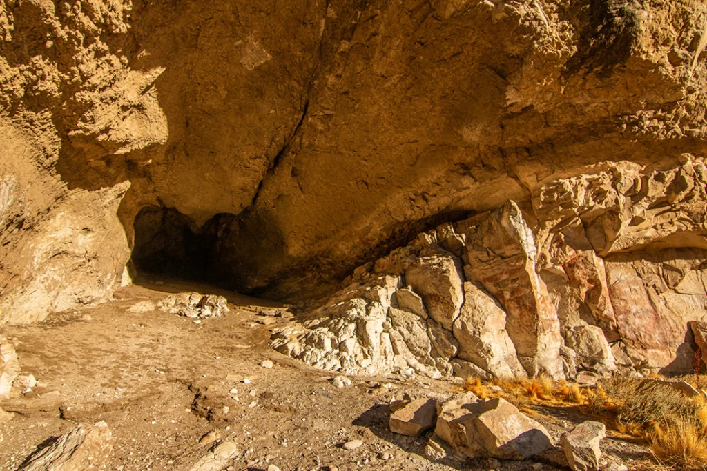 Exploring the amazing 'Cueva de las Manos' UNESCO World Heritage Site 3 Cueva de las Manos